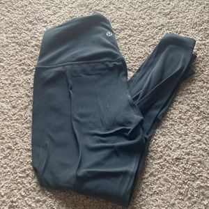 Lululemon align crop. Size 8